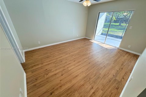 Купить виллу или дом в Бока-Ратон, Флорида 3 спальни, 111.48м2, № 2041224 - фото 6