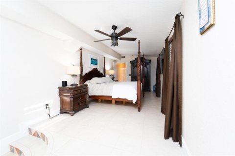 Casa en venta en St. Lucie, Florida, 3 dormitorios, 224.45 m2 № 2078140 - foto 30