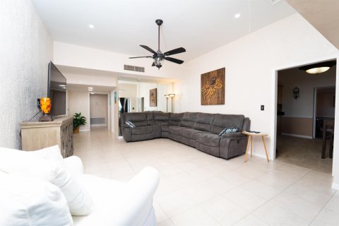 Casa en venta en St. Lucie, Florida, 3 dormitorios, 224.45 m2 № 2078140 - foto 15