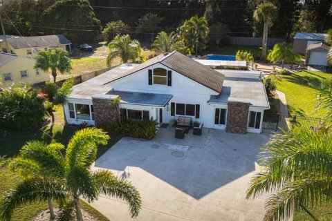 Casa en venta en St. Lucie, Florida, 3 dormitorios, 224.45 m2 № 2078140 - foto 9
