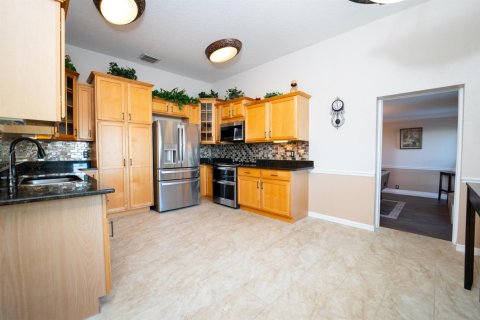 Casa en venta en St. Lucie, Florida, 3 dormitorios, 224.45 m2 № 2078140 - foto 21