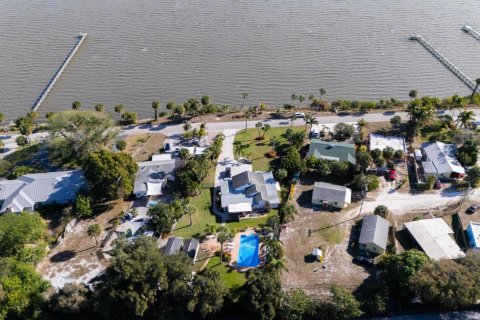Casa en venta en St. Lucie, Florida, 3 dormitorios, 224.45 m2 № 2078140 - foto 6