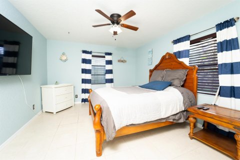 Casa en venta en St. Lucie, Florida, 3 dormitorios, 224.45 m2 № 2078140 - foto 26