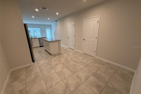 Touwnhouse à louer à Lakewood Ranch, Floride: 3 chambres, 132.94 m2 № 2406851 - photo 4