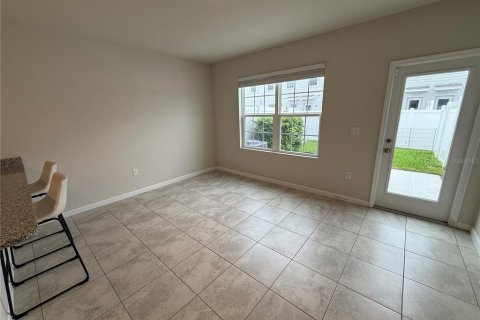 Touwnhouse à louer à Lakewood Ranch, Floride: 3 chambres, 132.94 m2 № 2406851 - photo 11