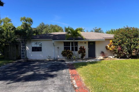 Villa ou maison à Boca Raton, Floride 3 chambres, 111.11 m2 № 2355420