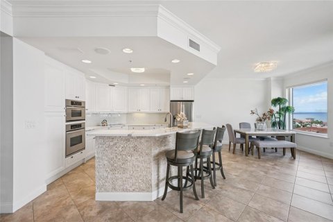 Condo in Tampa, Florida, 3 bedrooms  № 2202533 - photo 10