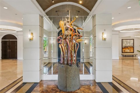 Condo in Tampa, Florida, 3 bedrooms  № 2202533 - photo 28