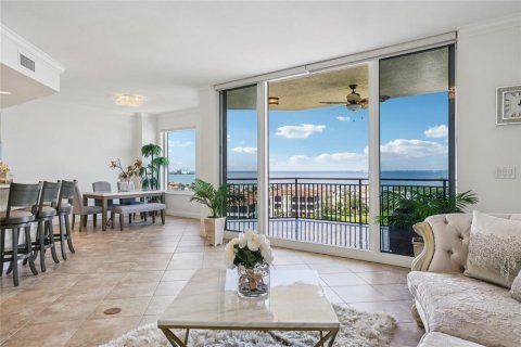 Condo in Tampa, Florida, 3 bedrooms  № 2202533 - photo 13