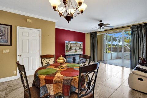 Townhouse in Boynton Beach, Florida 3 bedrooms, 145.86 sq.m. № 2244895 - photo 9