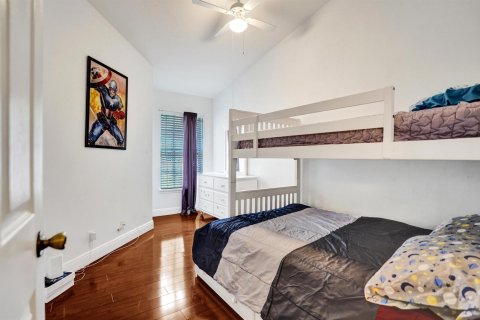 Townhouse in Boynton Beach, Florida 3 bedrooms, 145.86 sq.m. № 2244895 - photo 22