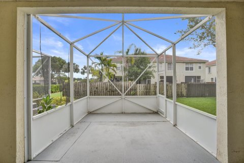 Townhouse in Boynton Beach, Florida 3 bedrooms, 145.86 sq.m. № 2244895 - photo 12