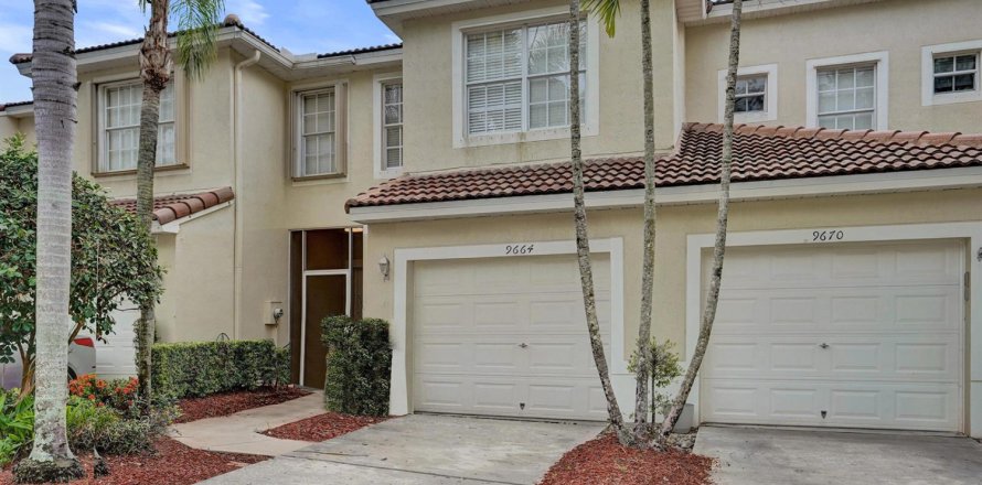 Townhouse in Boynton Beach, Florida 3 bedrooms, 145.86 sq.m. № 2244895