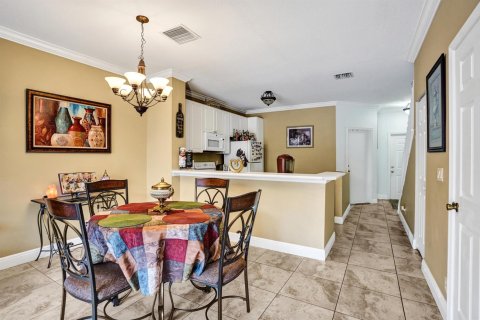 Townhouse in Boynton Beach, Florida 3 bedrooms, 145.86 sq.m. № 2244895 - photo 6