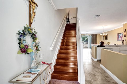 Townhouse in Boynton Beach, Florida 3 bedrooms, 145.86 sq.m. № 2244895 - photo 3