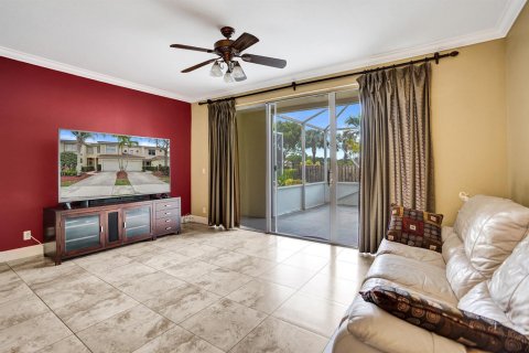 Townhouse in Boynton Beach, Florida 3 bedrooms, 145.86 sq.m. № 2244895 - photo 8