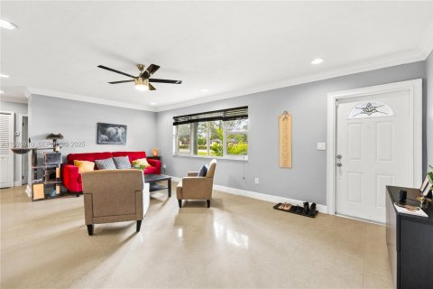 Купить виллу или дом в Майами-Гарденс, Флорида 4 спальни, 163.6м2, № 1985842 - фото 6