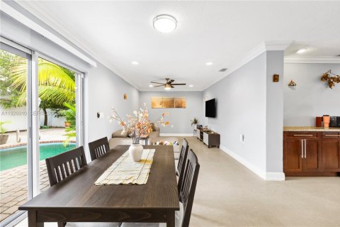 Купить виллу или дом в Майами-Гарденс, Флорида 4 спальни, 163.6м2, № 1985842 - фото 16