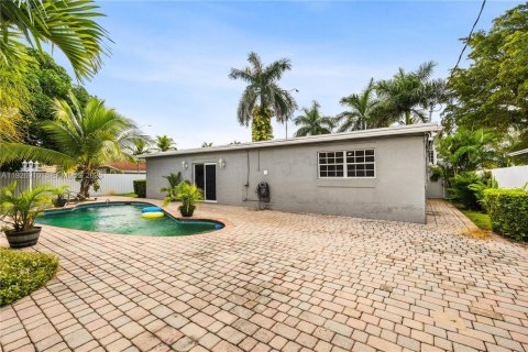 Купить виллу или дом в Майами-Гарденс, Флорида 4 спальни, 163.6м2, № 1985842 - фото 19