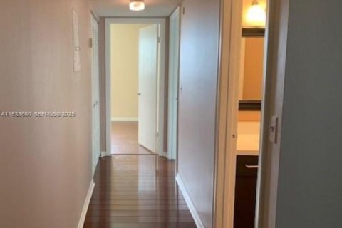 Copropriété à louer à Dania Beach, Floride: 2 chambres, 86.68 m2 № 1988720 - photo 10