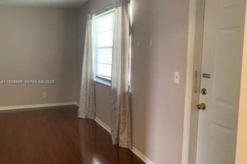 Copropriété à louer à Dania Beach, Floride: 2 chambres, 86.68 m2 № 1988720 - photo 6