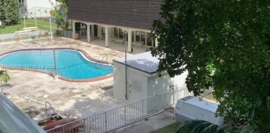 Condo à Dania Beach, Floride, 2 chambres  № 1988720