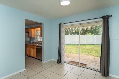 Villa ou maison à louer à Leesburg, Floride: 4 chambres, 130.43 m2 № 2405760 - photo 26
