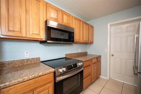 Villa ou maison à louer à Leesburg, Floride: 4 chambres, 130.43 m2 № 2405760 - photo 23