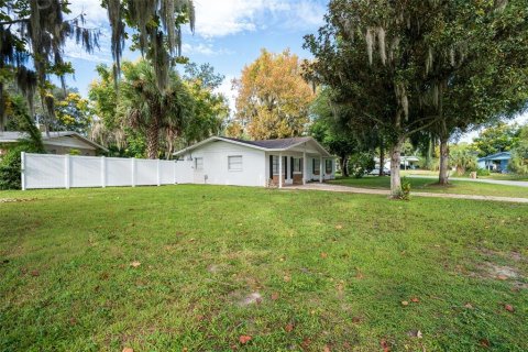 Villa ou maison à louer à Leesburg, Floride: 4 chambres, 130.43 m2 № 2405760 - photo 3