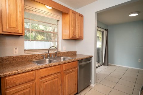 Villa ou maison à louer à Leesburg, Floride: 4 chambres, 130.43 m2 № 2405760 - photo 21