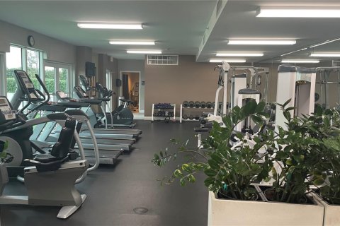 Снять в аренду кондоминиум в Майами, Флорида 1 спальня, 75.81м2, № 1992569 - фото 15