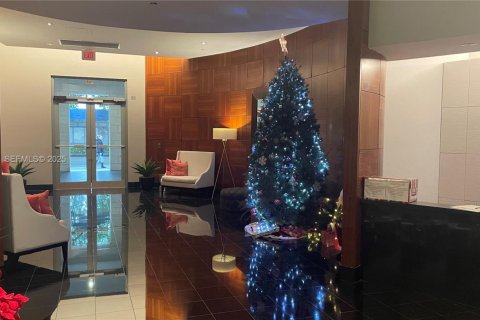 Снять в аренду кондоминиум в Майами, Флорида 1 спальня, 75.81м2, № 1992569 - фото 23