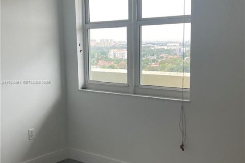 Снять в аренду кондоминиум в Майами, Флорида 1 спальня, 75.81м2, № 1992569 - фото 10