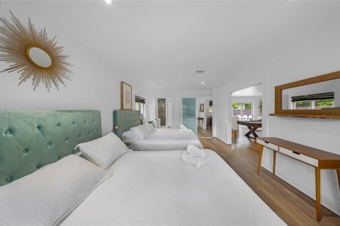 Villa ou maison à vendre à Miami, Floride: 4 chambres, 157.93 m2 № 1889041 - photo 21