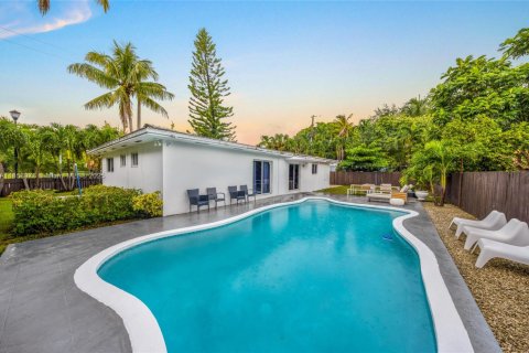 Villa ou maison à vendre à Miami, Floride: 4 chambres, 157.93 m2 № 1889041 - photo 19