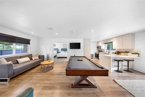 Villa ou maison à vendre à Miami, Floride: 4 chambres, 157.93 m2 № 1889041 - photo 10