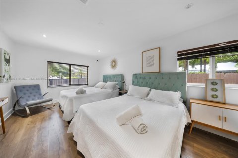 Villa ou maison à vendre à Miami, Floride: 4 chambres, 157.93 m2 № 1889041 - photo 13