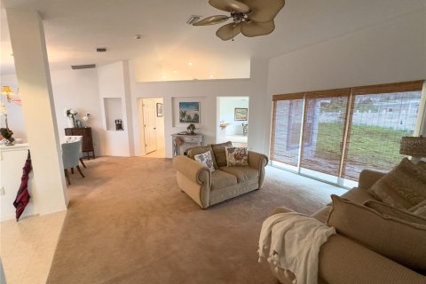 Casa en venta en Ocala, Florida, 3 dormitorios, 183.57 m2 № 2203922 - foto 4