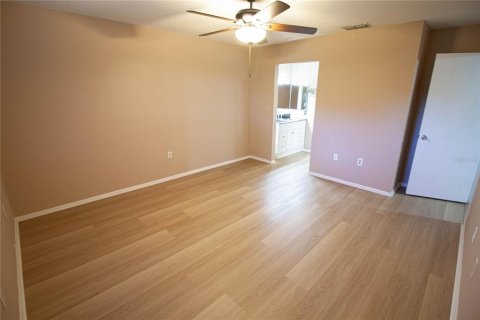 Copropriété à louer à Sarasota, Floride: 2 chambres, 94.76 m2 № 2433385 - photo 12