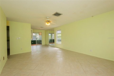 Casa en venta en Port Richey, Florida, 2 dormitorios, 102.01 m2 № 1585746 - foto 8
