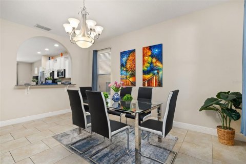 Villa ou maison à louer à Davenport, Floride: 5 chambres, 252.97 m2 № 1810032 - photo 4