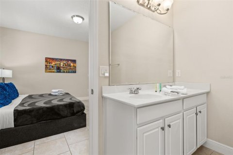 Villa ou maison à louer à Davenport, Floride: 5 chambres, 252.97 m2 № 1810032 - photo 17