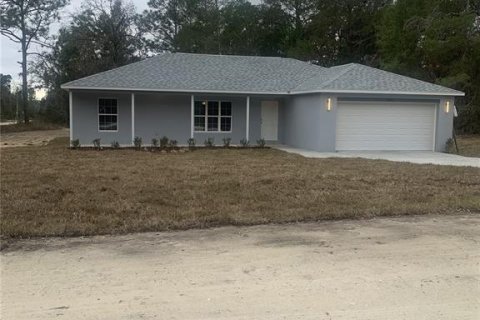 House in Brooksville, Florida 3 bedrooms, 135.17 sq.m. № 2106549
