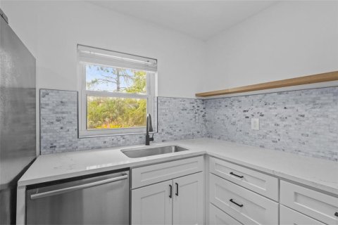 Casa en venta en Tampa, Florida, 3 dormitorios, 144.18 m2 № 2151517 - foto 15