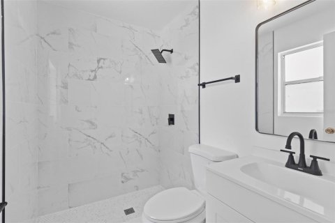 Casa en venta en Tampa, Florida, 3 dormitorios, 144.18 m2 № 2151517 - foto 8