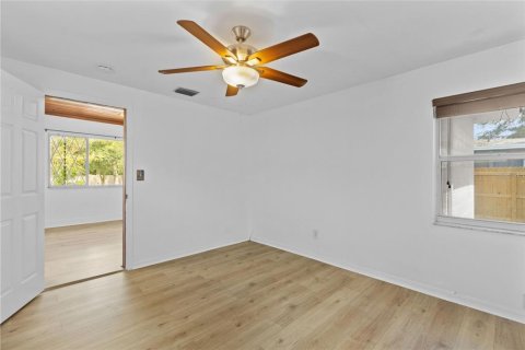 Casa en venta en Tampa, Florida, 3 dormitorios, 144.18 m2 № 2151517 - foto 25
