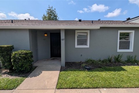 Adosado en venta en Lake Mary, Florida, 2 dormitorios, 86.77 m2 № 2210100 - foto 4