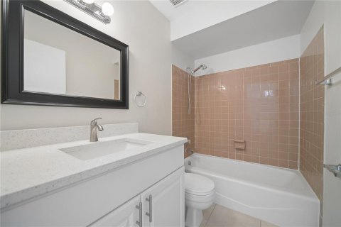 Adosado en venta en Lake Mary, Florida, 2 dormitorios, 86.77 m2 № 2210100 - foto 26