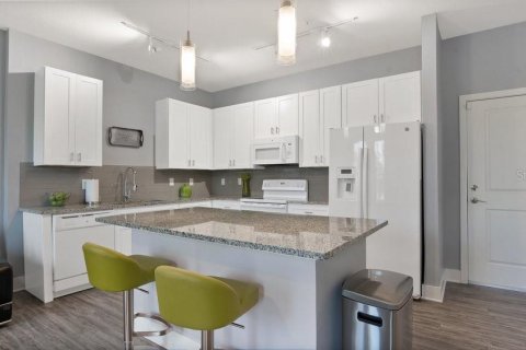 Купить таунхаус в Киссимми, Флорида 4 комнаты, 134.89м2, № 2237475 - фото 8