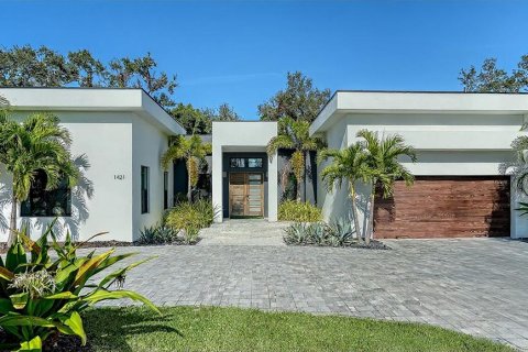 Casa en Sarasota, Florida 4 dormitorios, 391.77 m2 № 2108049